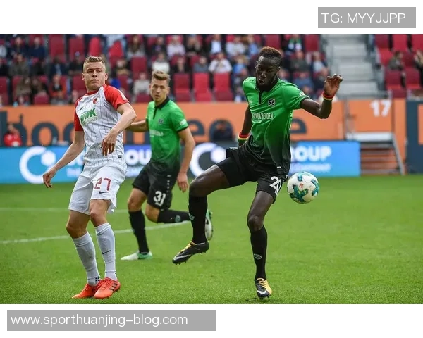 埃因霍温强势3-0战胜费耶诺德三连冠前景光明领跑荷甲17分